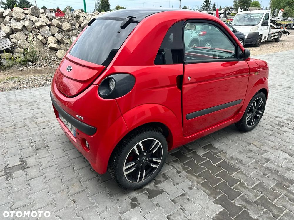 Microcar DUE - 6