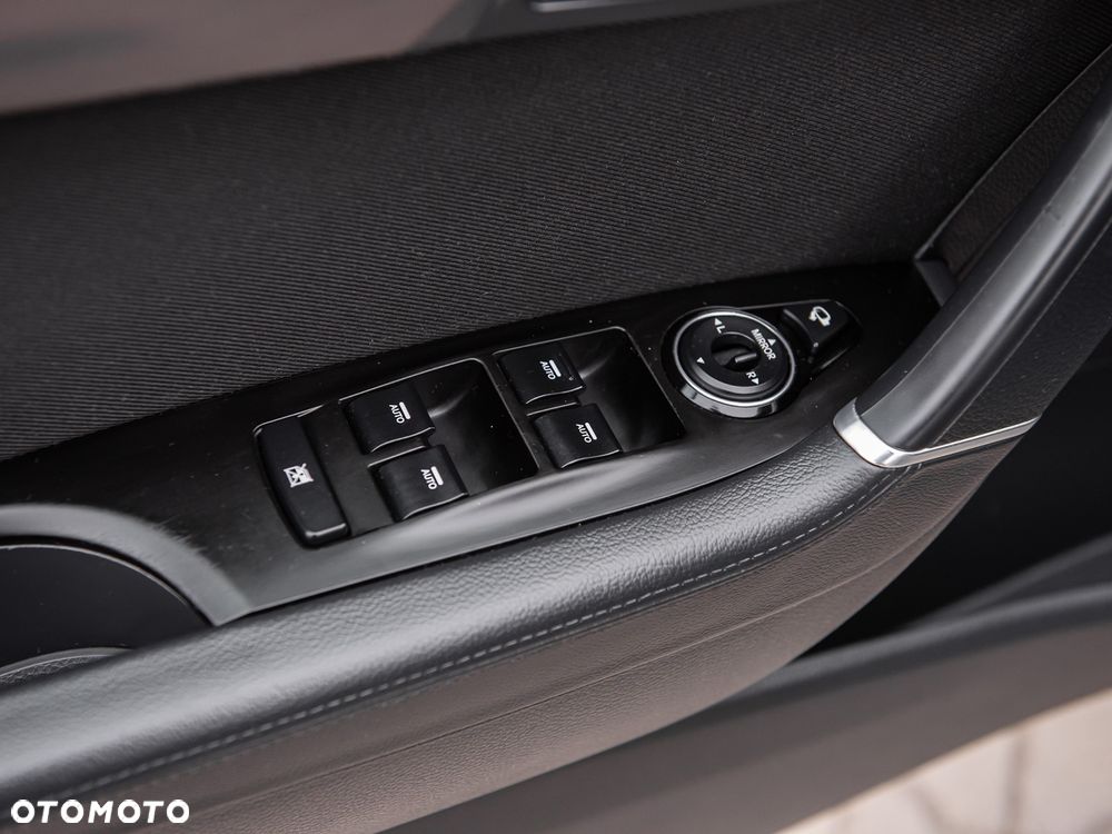 Hyundai i40 2.0 Premium - 17