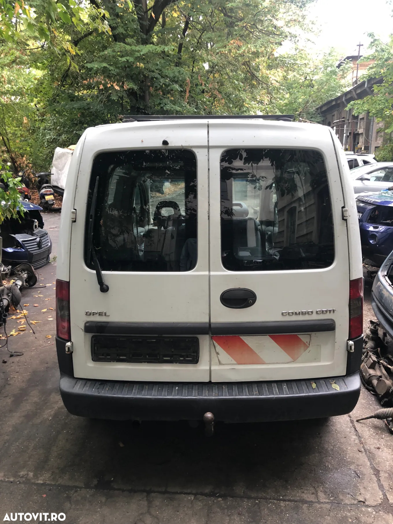 Dezmembrez Opel Combo 2011 1,3 Euro 5 - 7