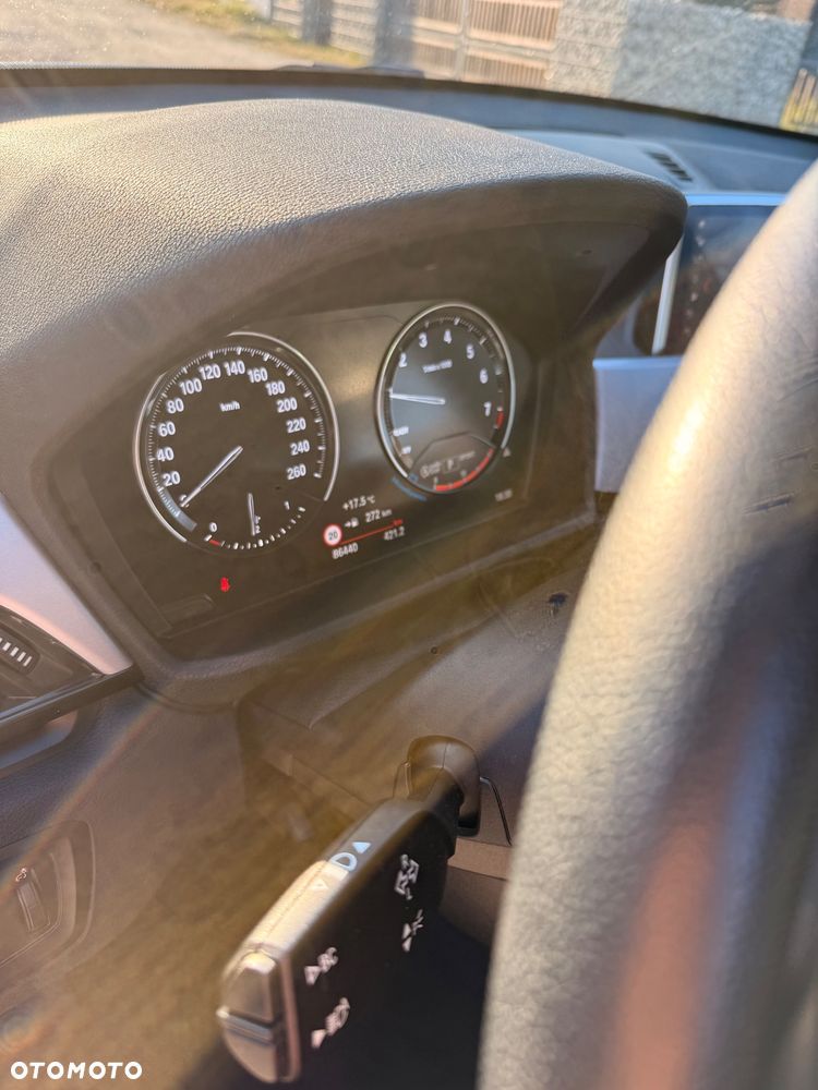 BMW X1 sDrive18i Advantage - 10