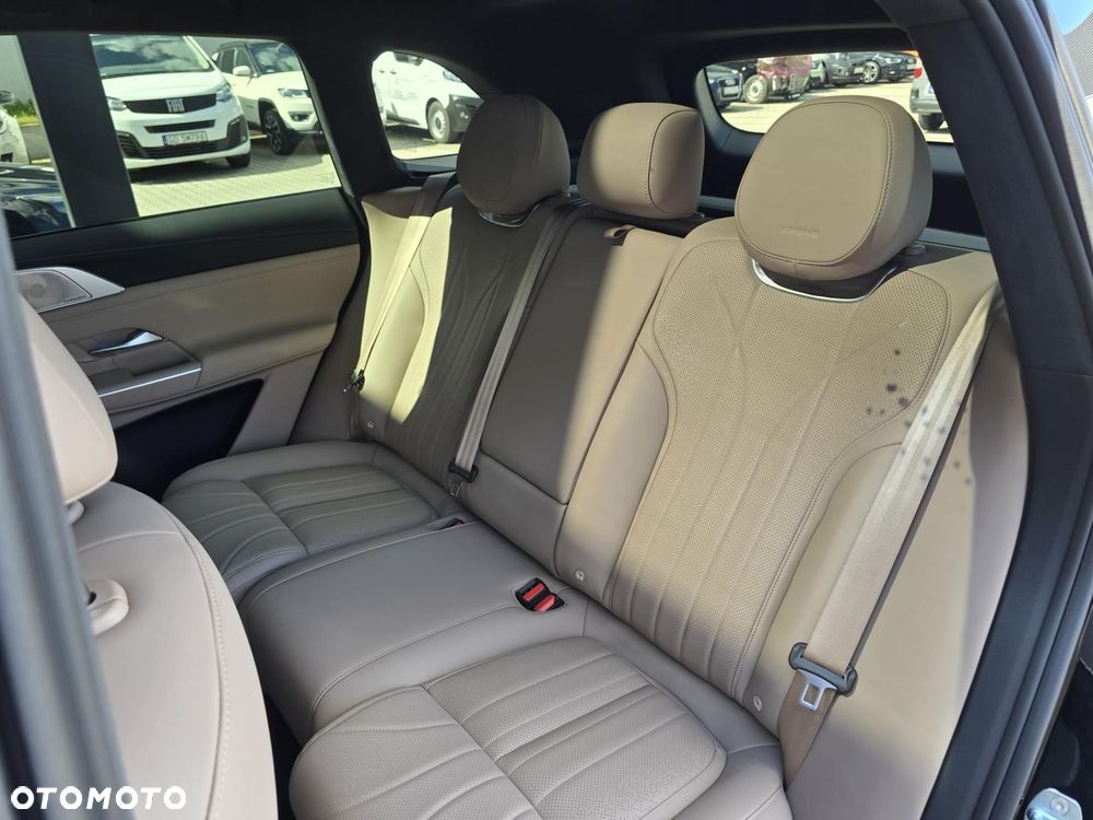 XPeng G9 94.6 kWh AWD Performance - 13