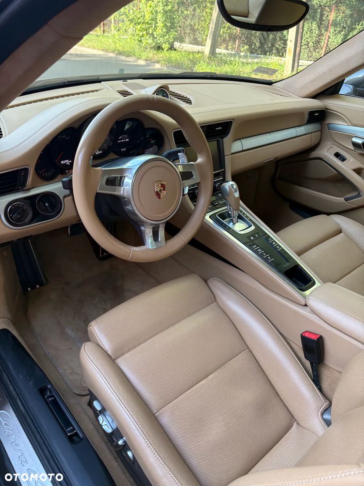 Porsche 911 Carrera 4S PDK - 8
