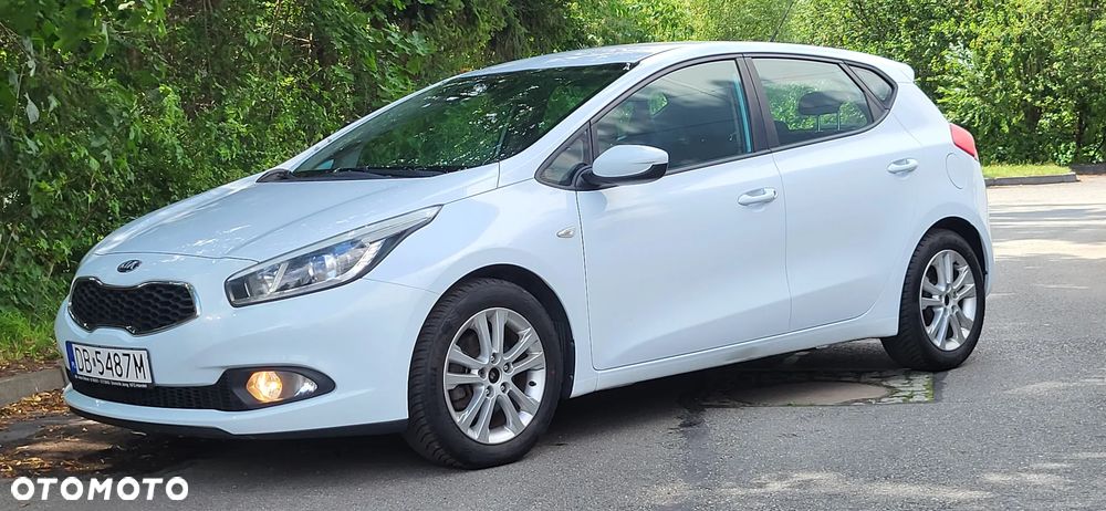 Kia Ceed 1.6 GDI Fifa World Cup Edition - 9