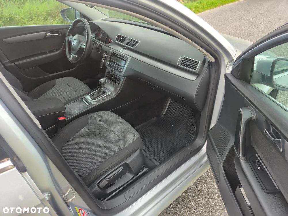 Volkswagen Passat 2.0 TDI DPF DSG Comfortline - 5