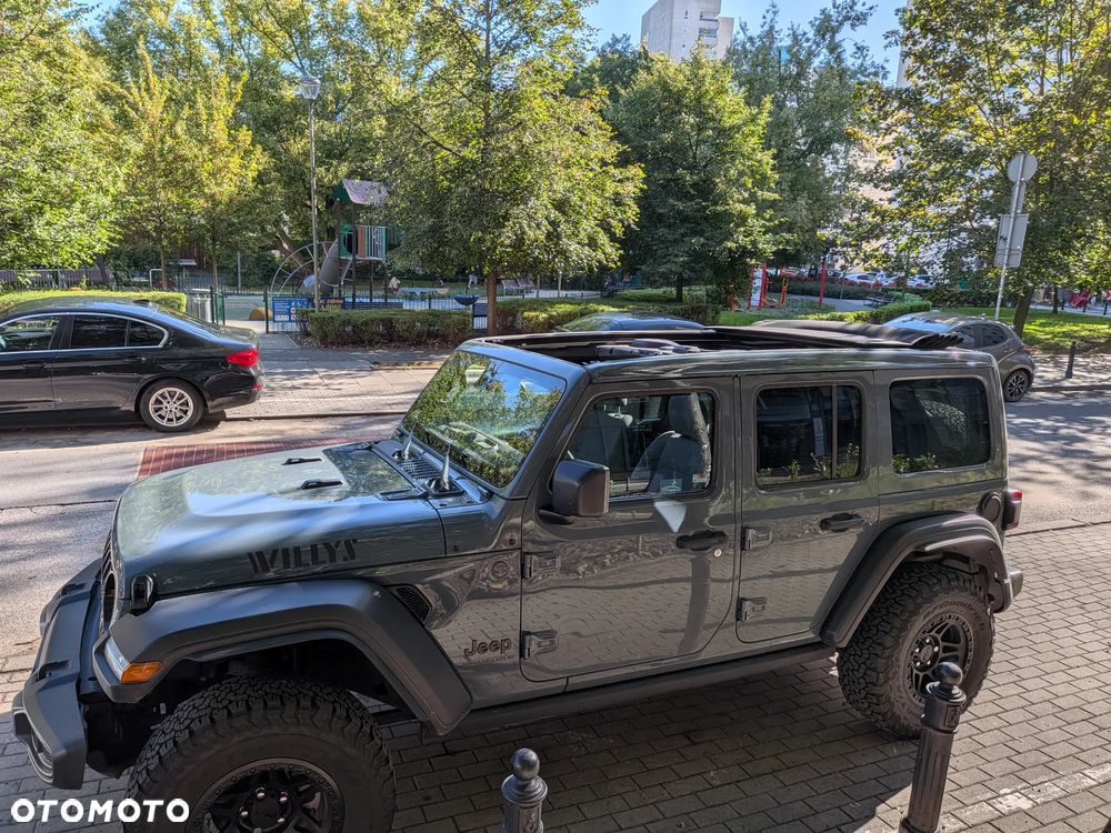 Jeep Wrangler - 2