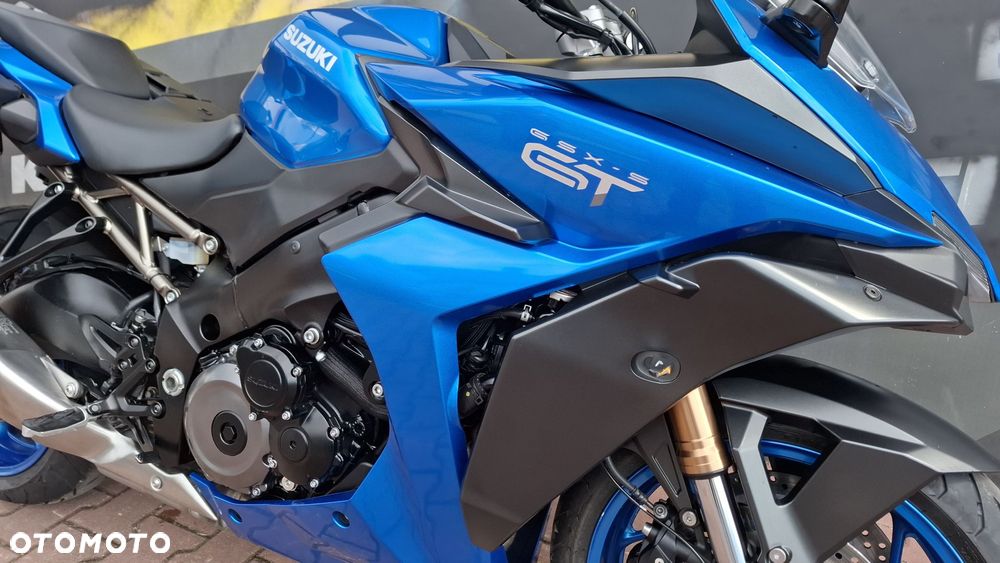 Suzuki GSX 1000 - 8