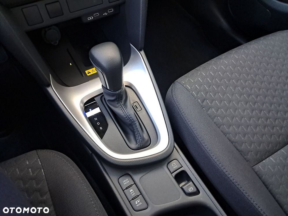 Toyota Yaris Cross Hybrid 1.5 Comfort - 24