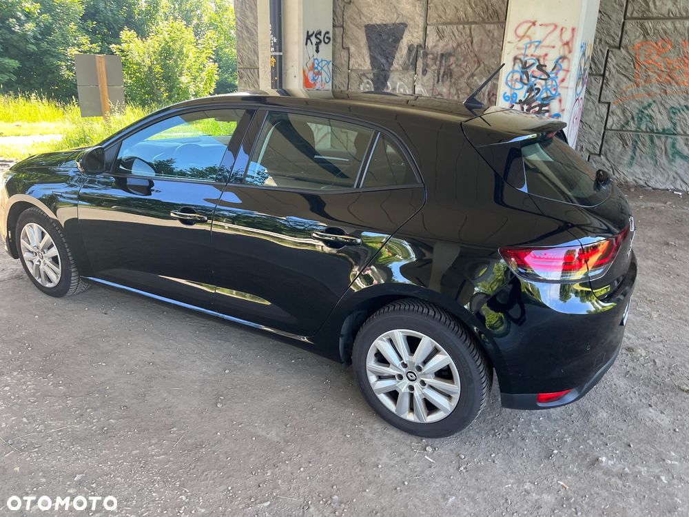 Renault Megane 1.5 Blue dCi Intens - 21