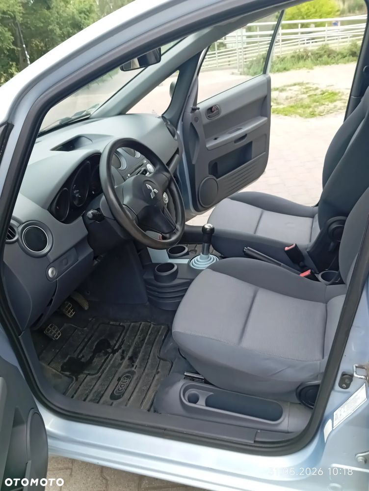 Mitsubishi Colt 1.1 - 11