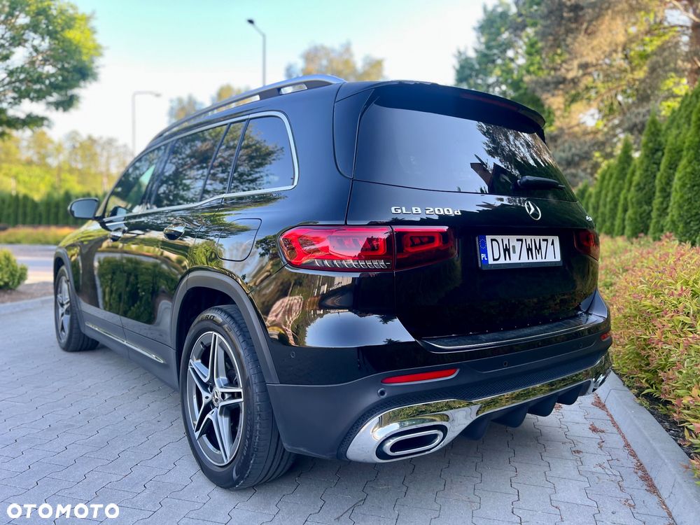 Mercedes-Benz GLB 200 d 4-Matic AMG Line 8G-DCT - 8