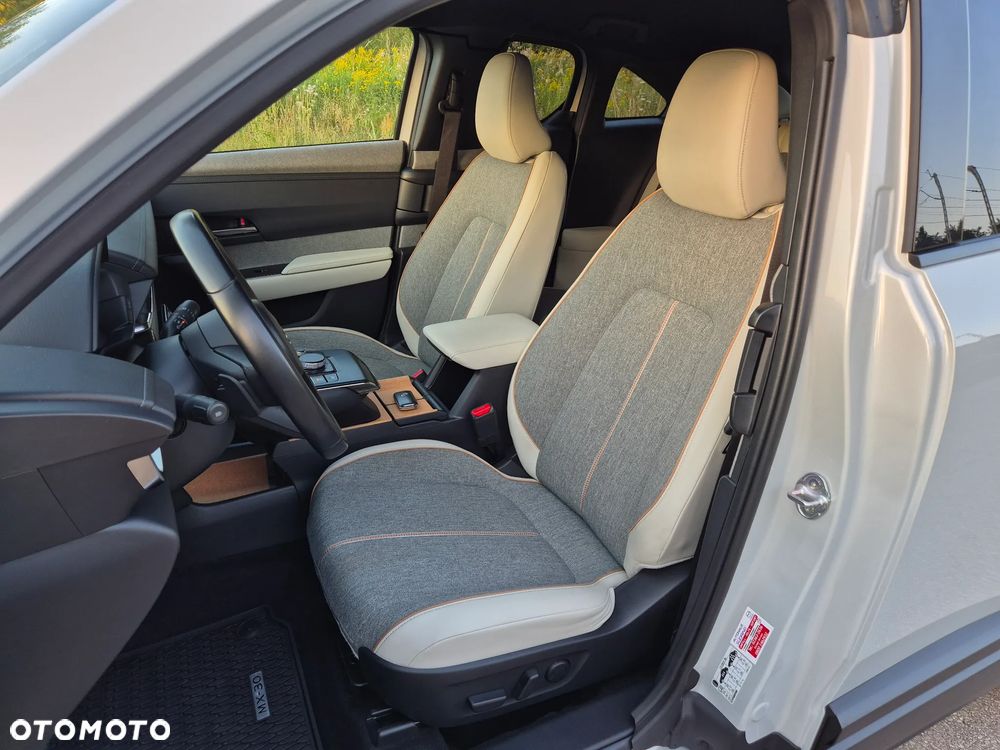 Mazda MX-30 e-SKYACTIV - 15