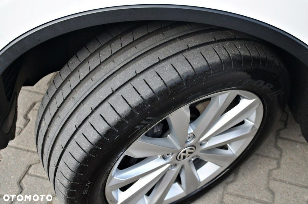 Volkswagen Touareg - 13