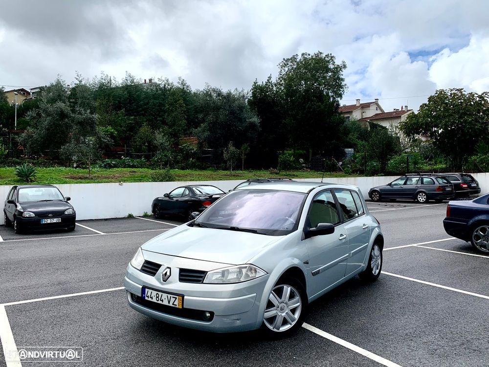 Renault Mégane 1.5 dCi Confort - 1