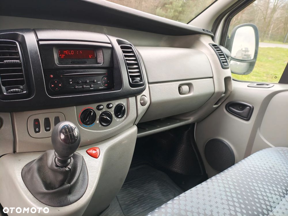 Renault Trafic - 6