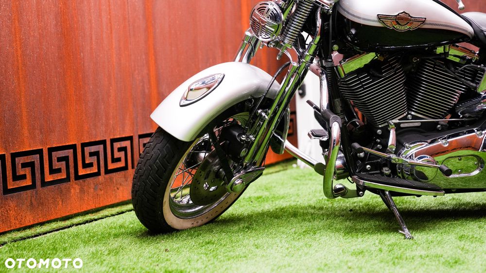Harley-Davidson Softail Springer Classic - 3
