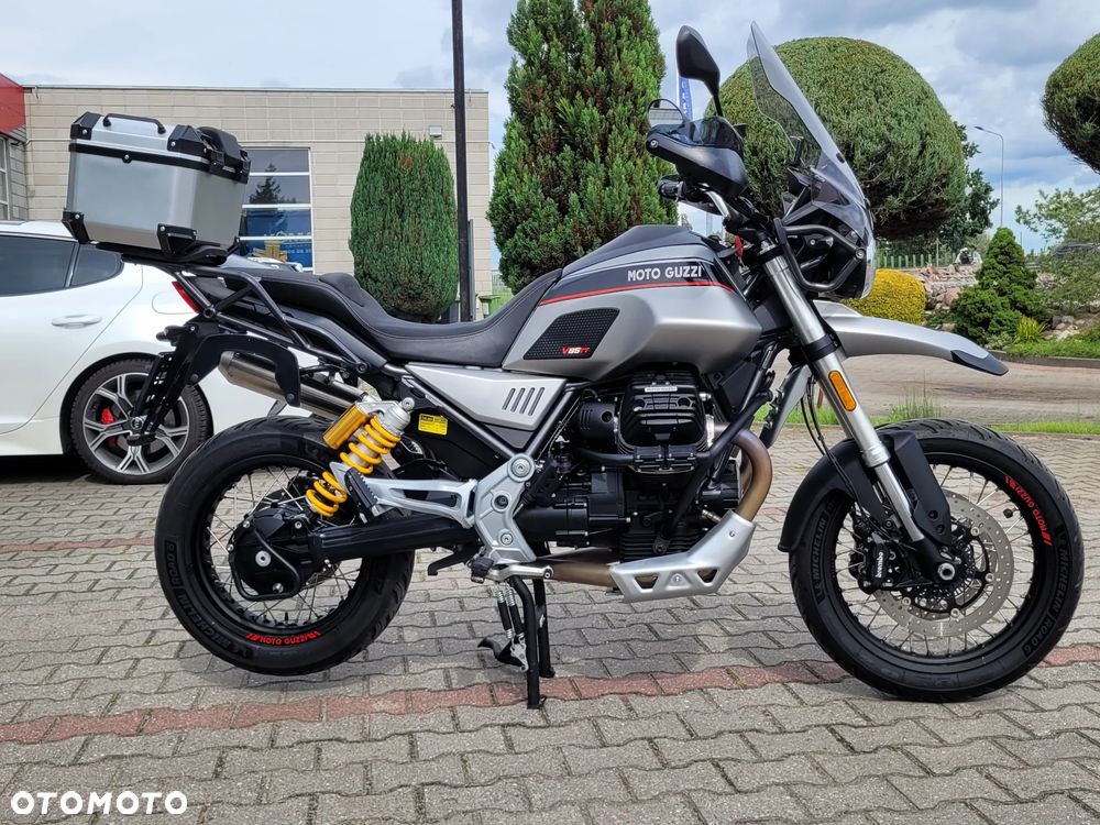 Moto Guzzi V85 - 11