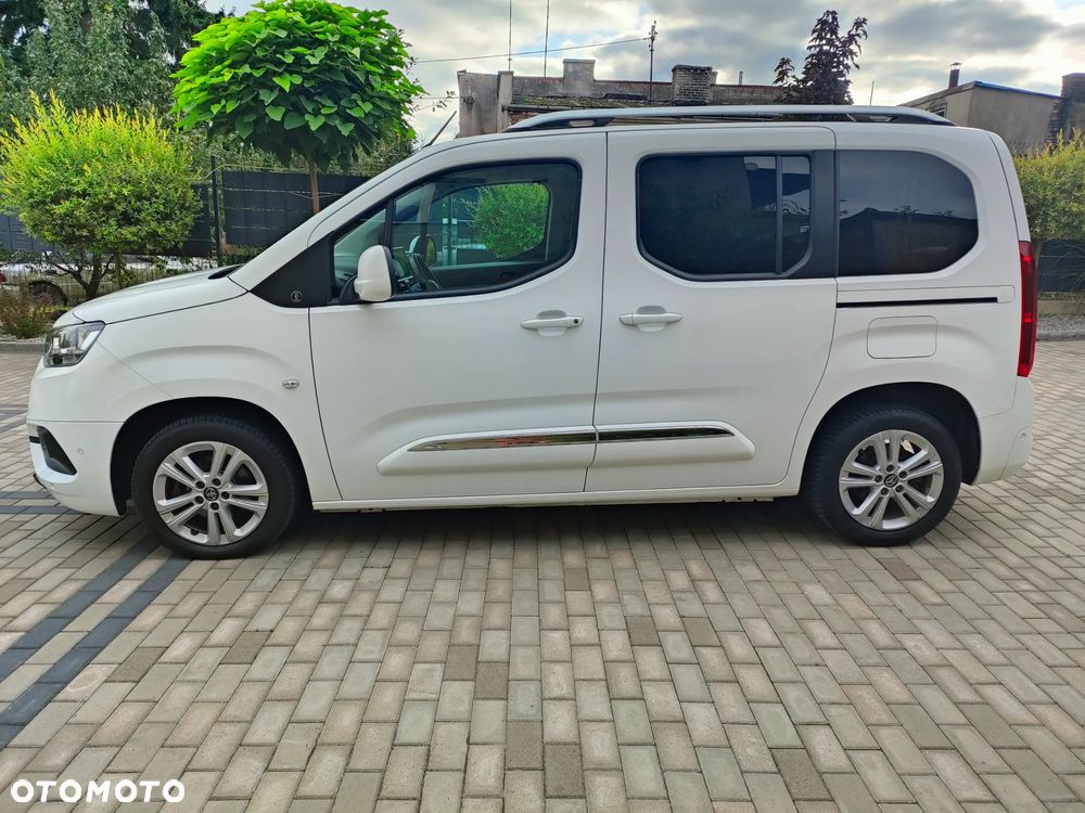 Toyota Proace City Verso 1.2 Turbo L2 Team Deutschland - 4