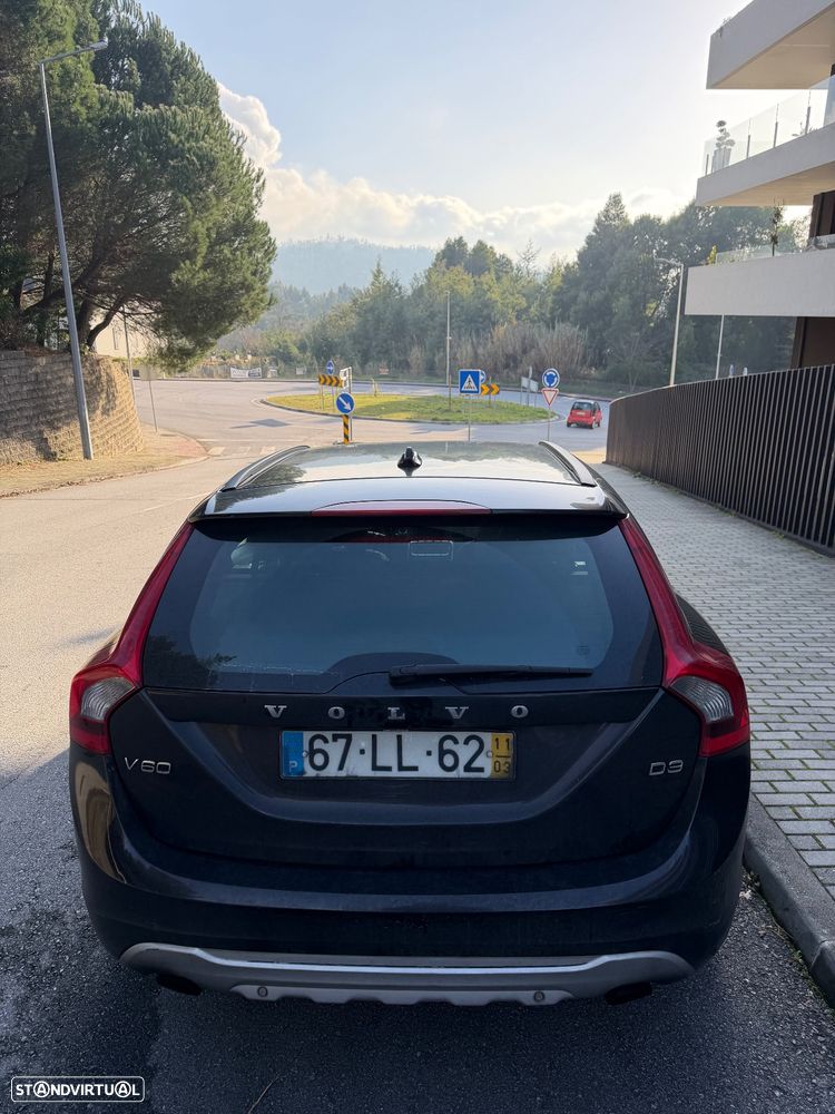 Volvo V60 2.0 D3 Summum - 6