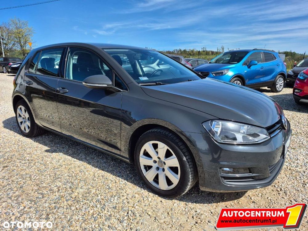 Volkswagen Golf - 6