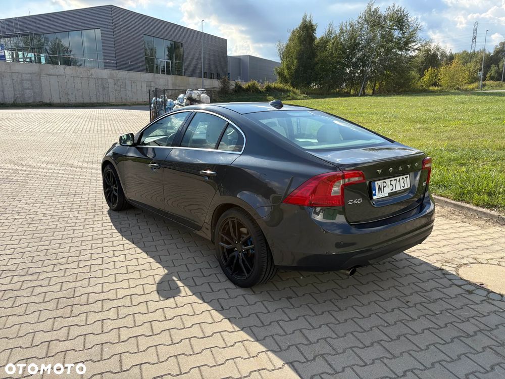 Volvo S60 D5 Geartronic - 5