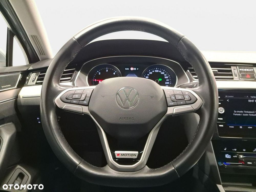Volkswagen Passat 2.0 TDI Elegance DSG - 15