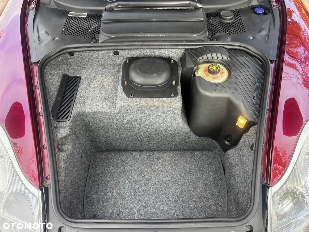 Porsche 911 Carrera 4 Cabrio - 22