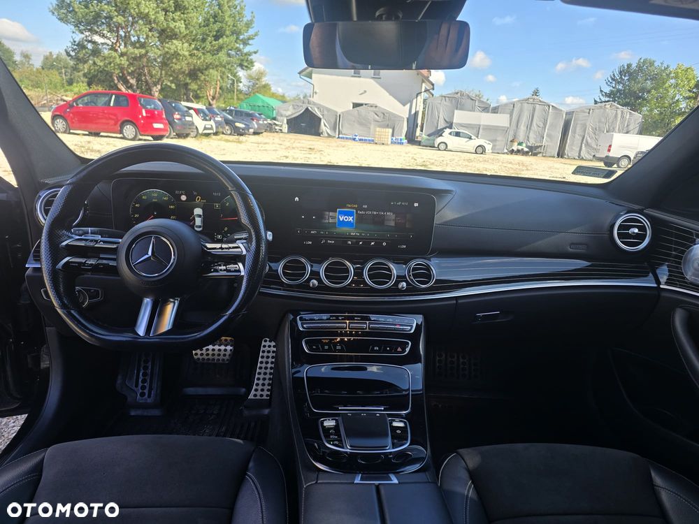 Mercedes-Benz Klasa E 220 d AMG - 14