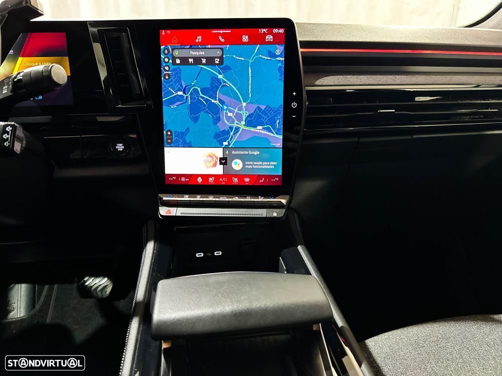 Renault Rafale 1.2 Full Hybrid E-Tech Techno - 40