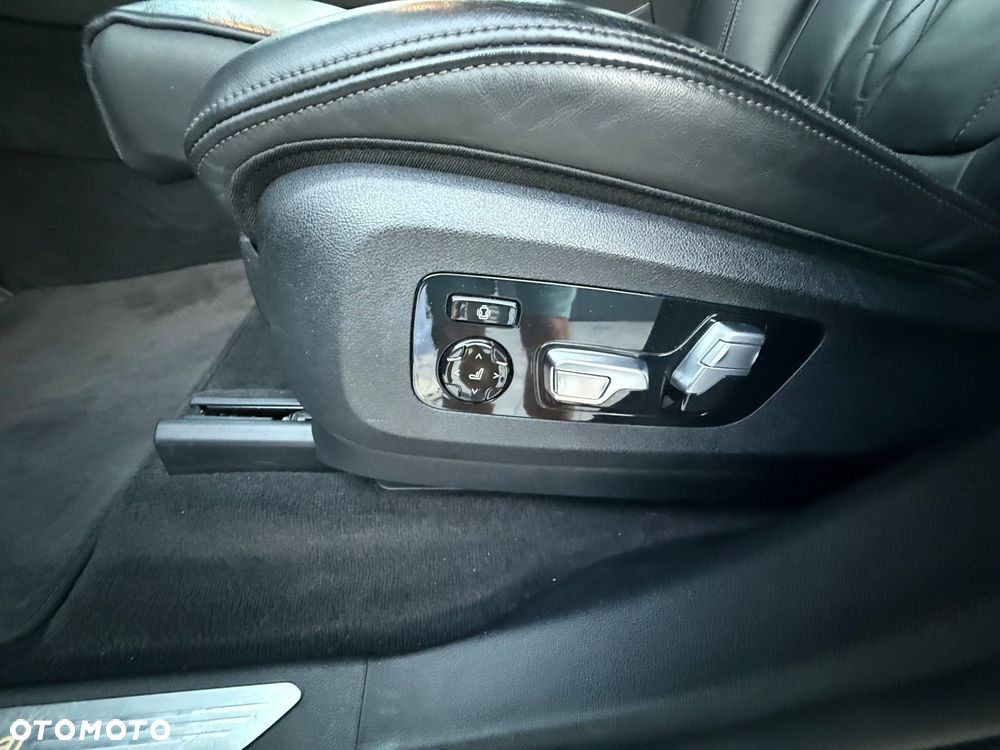 BMW X5 xDrive40d mHEV - 21