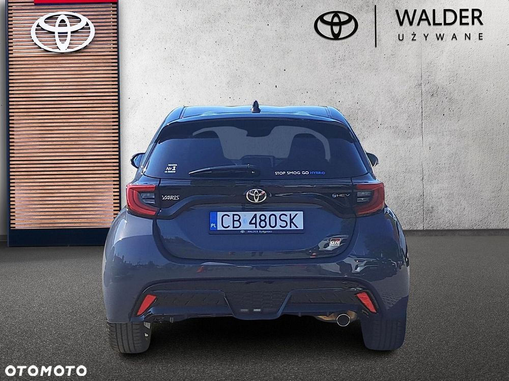 Toyota Yaris - 4