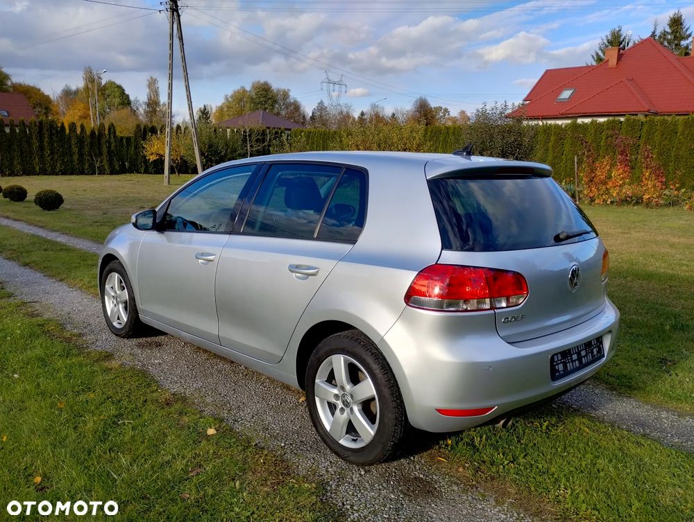 Volkswagen Golf 1.6 TDI DPF Comfortline - 8