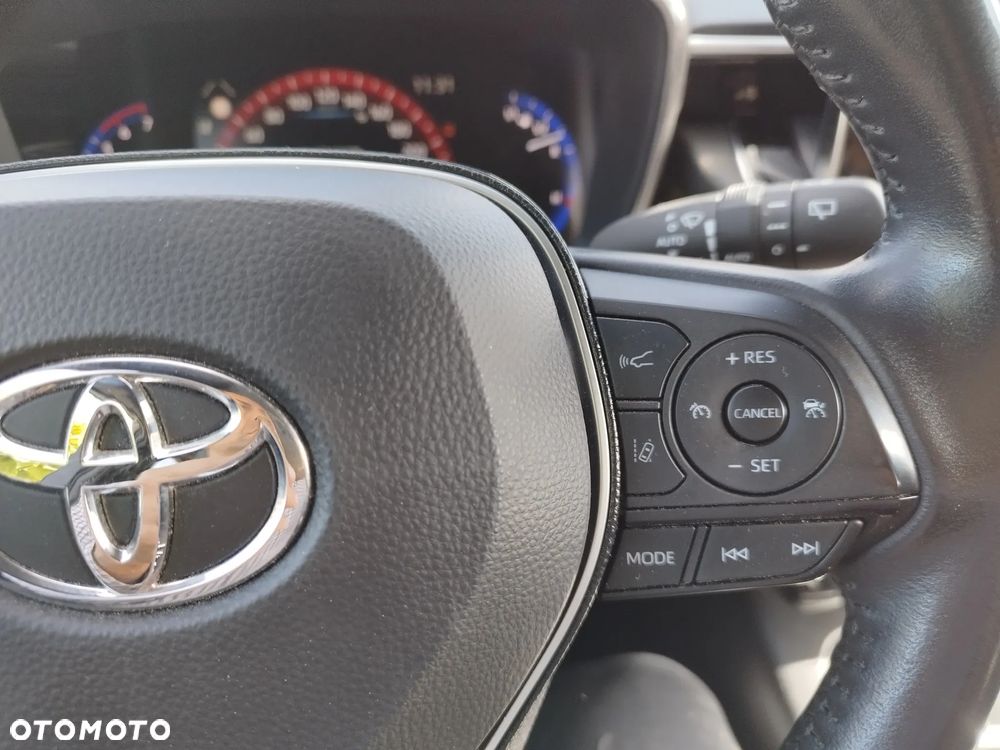 Toyota Corolla 1.8 Hybrid Executive - 32