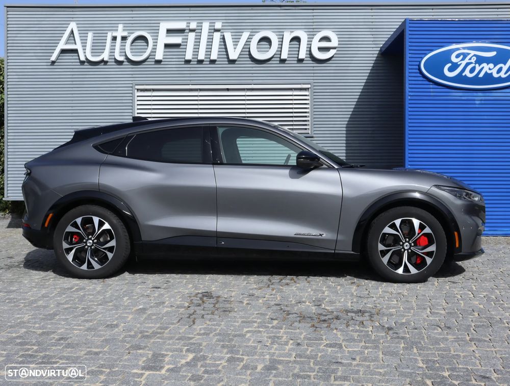 Ford Mustang Mach-E AWD PREMIUM - 2