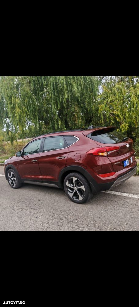 Hyundai Tucson 2.0 CRDI 4WD 6AT Luxury Pack+ - 33