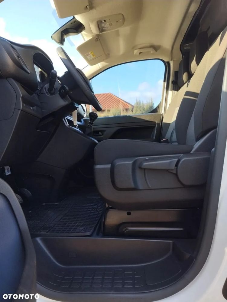 Opel Vivaro Lang - 26