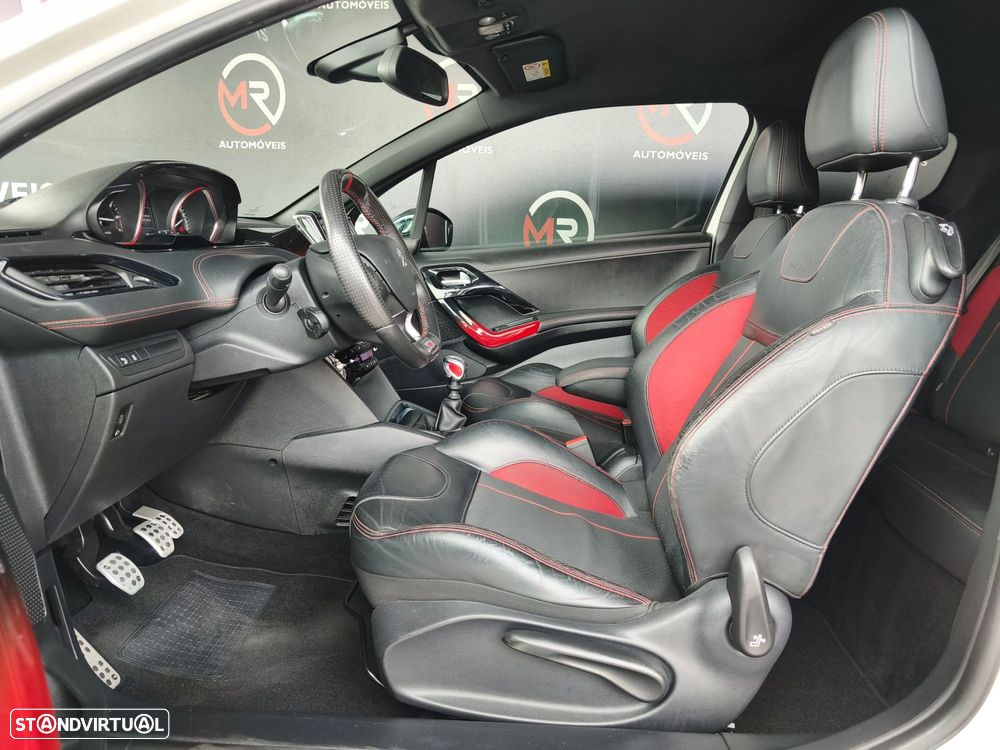 Peugeot 208 1.6 THP GTi - 25