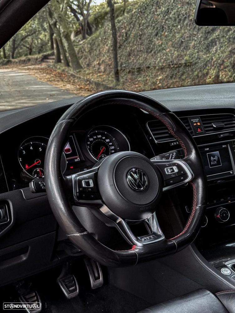 VW Golf 2.0 TSi GTi - 9