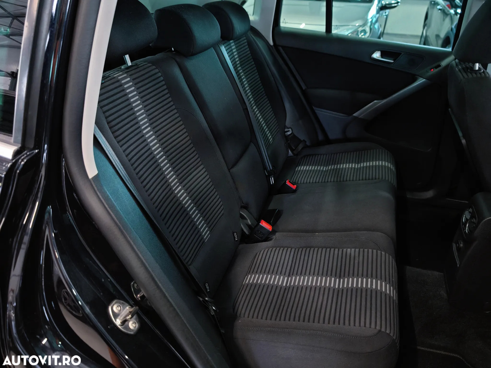 Volkswagen Tiguan 2.0 TDI 4Motion DSG Sport & Style - 17