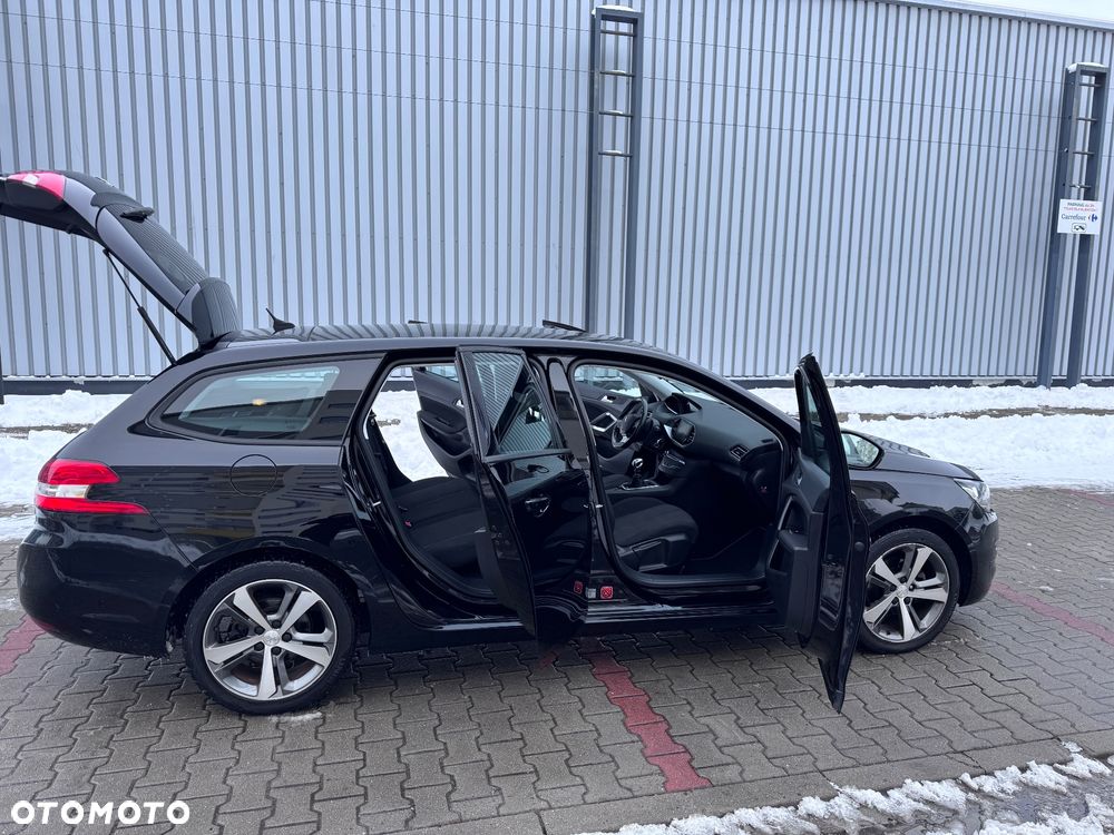 Peugeot 308 PureTech 130 GPF Stop & Start Active Business-Paket - 11