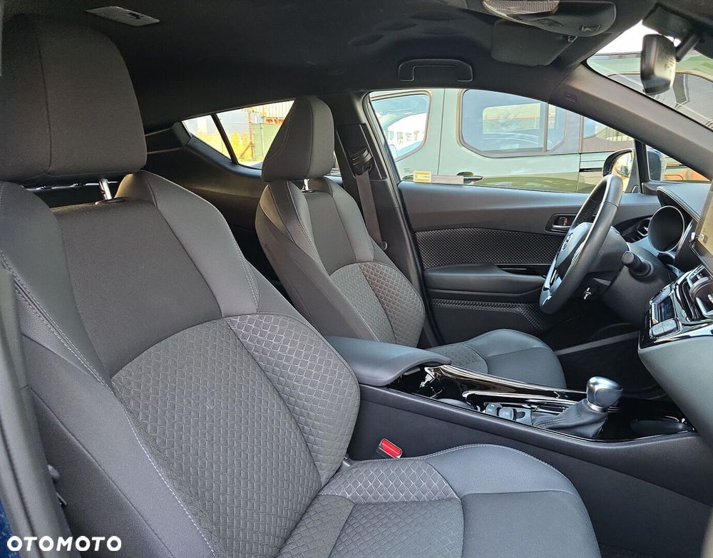 Toyota C-HR 2.0 Hybrid Style - 17