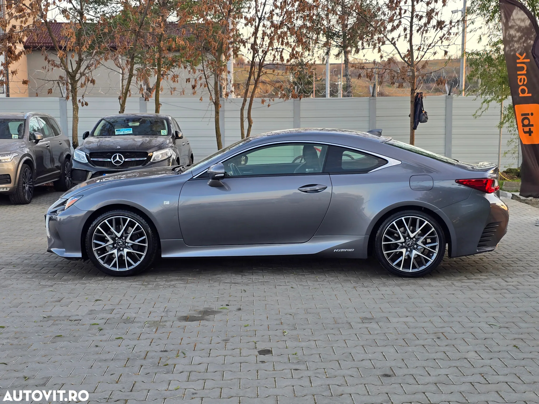 Lexus Seria RC 300h F SPORT - 2