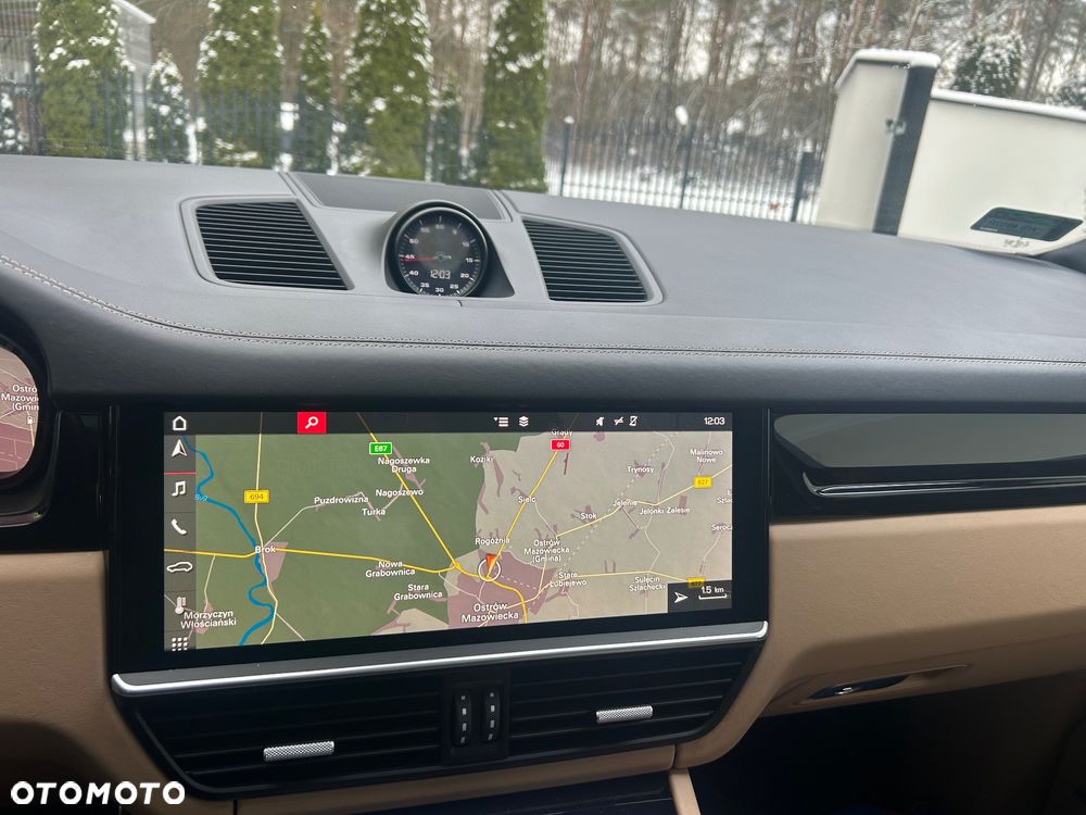 Porsche Cayenne S - 37