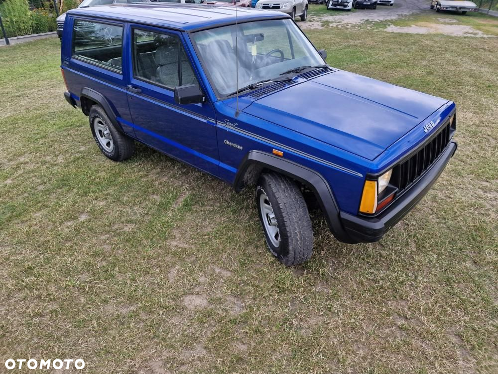 Jeep Cherokee 2.5 - 4