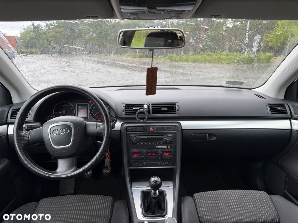 Audi A4 Avant 1.8T - 10
