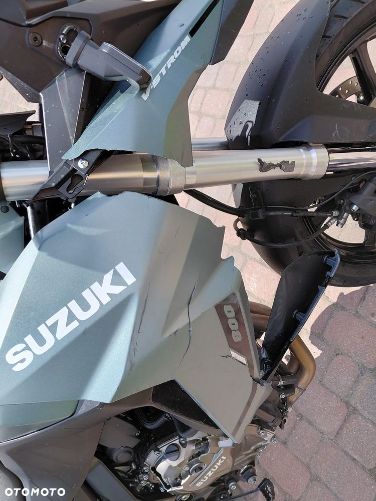 Suzuki DL - 18