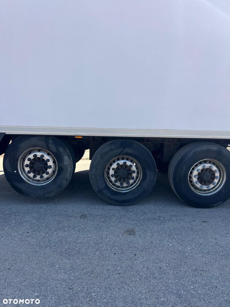 Schmitz Cargobull - 12