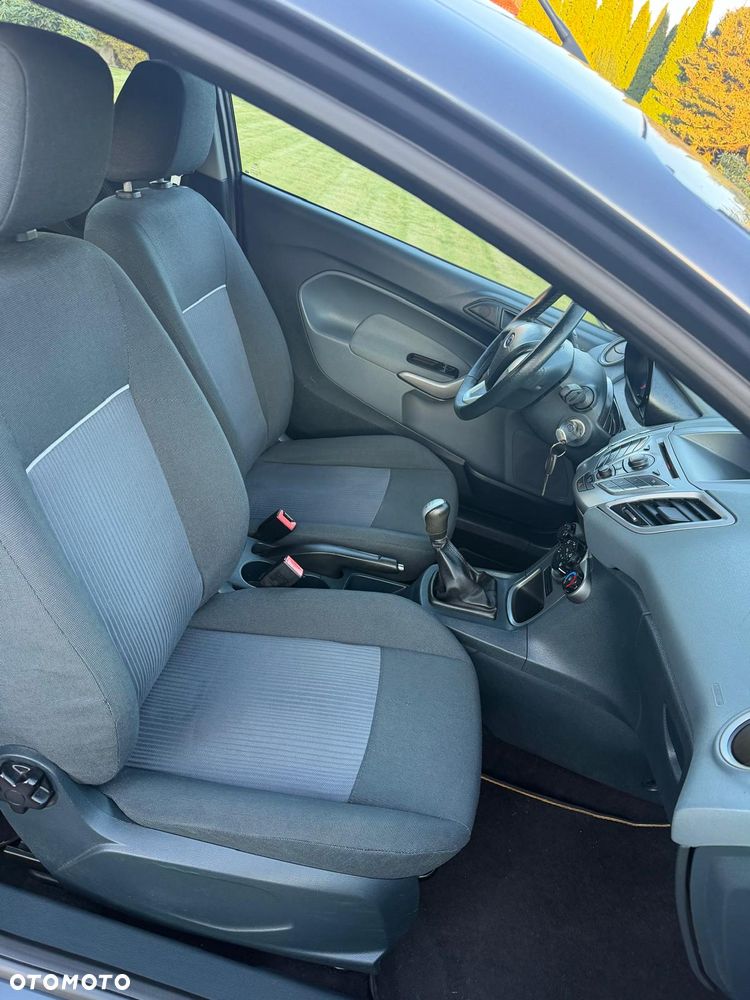 Ford Fiesta 1.4 TDCi Champions Edition - 5