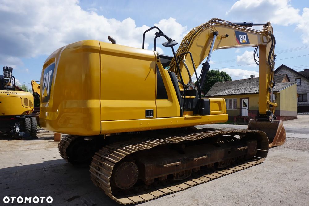 Caterpillar CAT 320 - 6