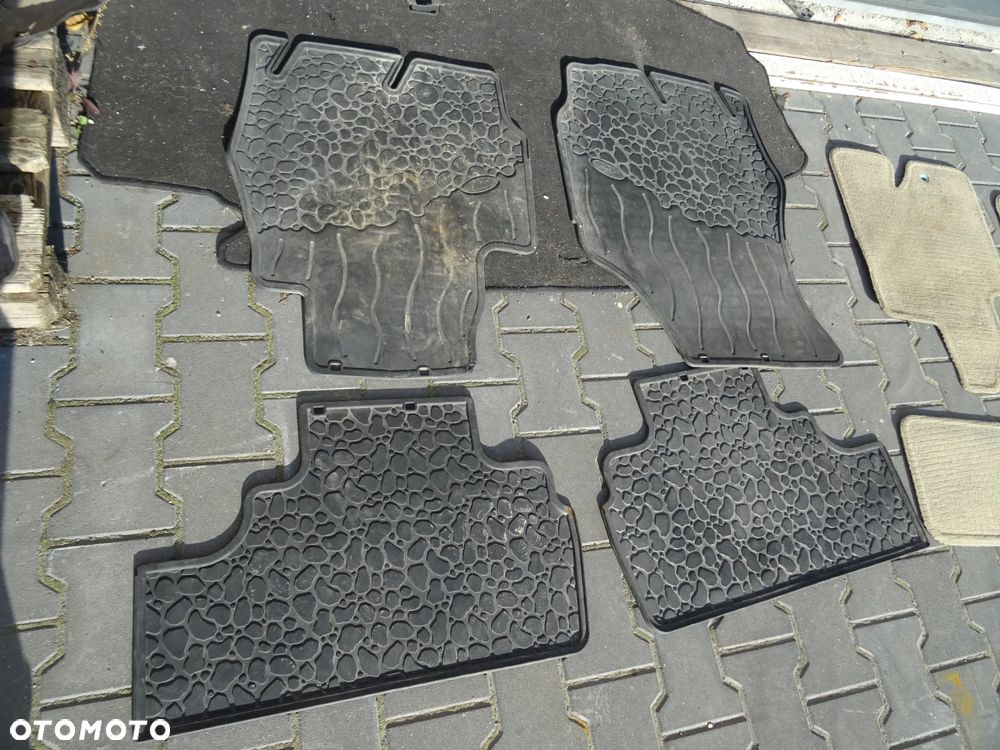 FORD MAVERICK PAS PRZEDNI MASKA LAMPA ZDERZAK BLOTNIK CZESCI ROZNE - 24