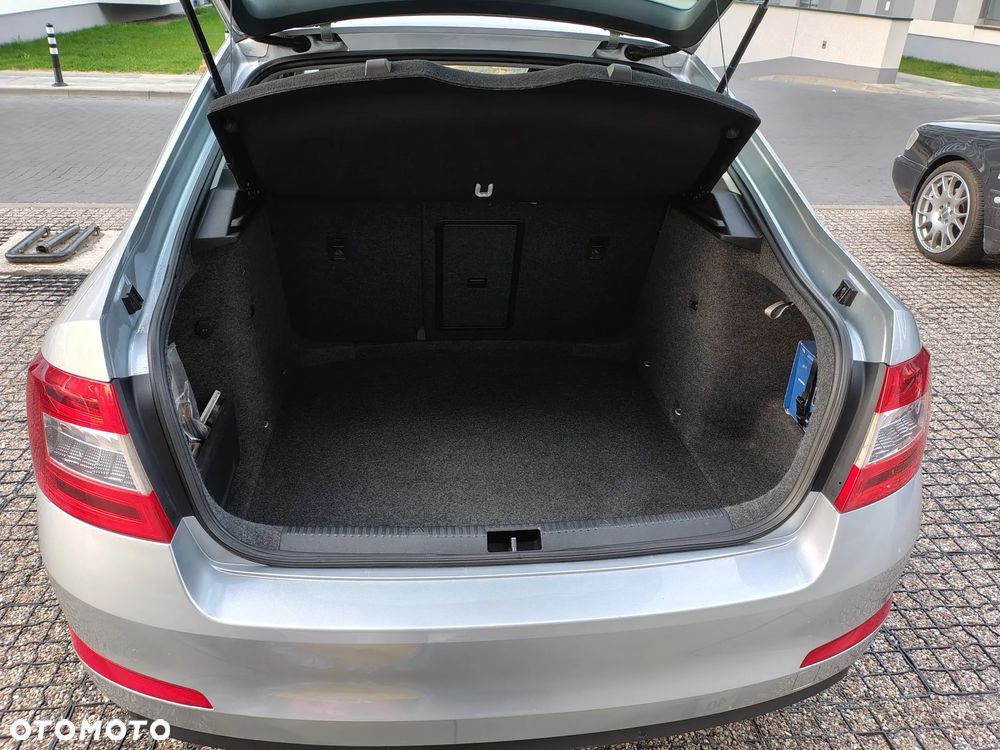 Skoda Octavia 1.4 TSI Ambition - 9